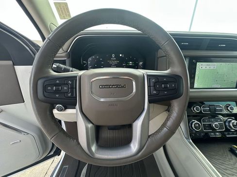 Certified 2023 GMC Yukon XL Denali image 37