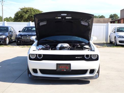 Used 2016 Dodge Challenger SRT Hellcat image 42
