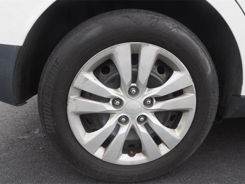 Used 2022 Kia Soul LX image 27