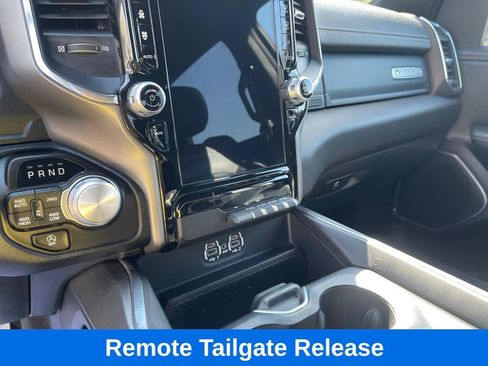 Used 2024 RAM 1500 Laramie AWD/4WD image 18