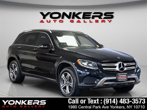 Used 2018 Mercedes-Benz GLC 300 4MATIC image 12