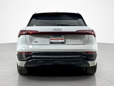 Used 2024 Audi Q8 e-tron Prestige AWD/4WD image 4