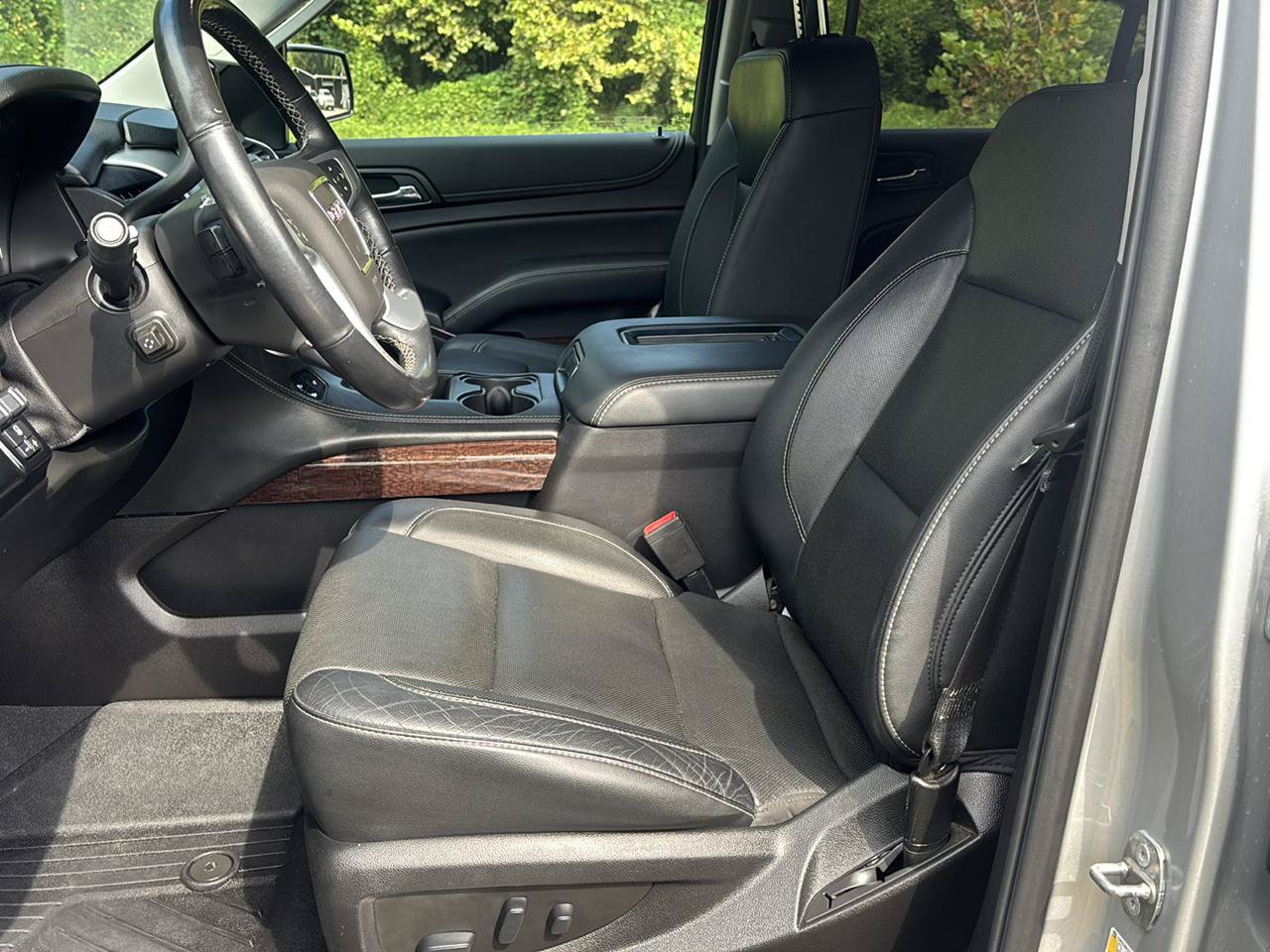 Used 2019 GMC Yukon SLT RWD image 12