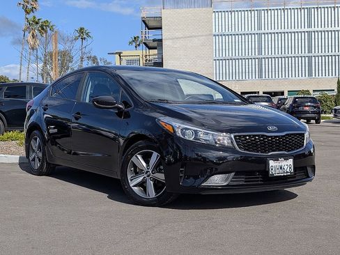 Used 2018 Kia Forte S FWD image 4