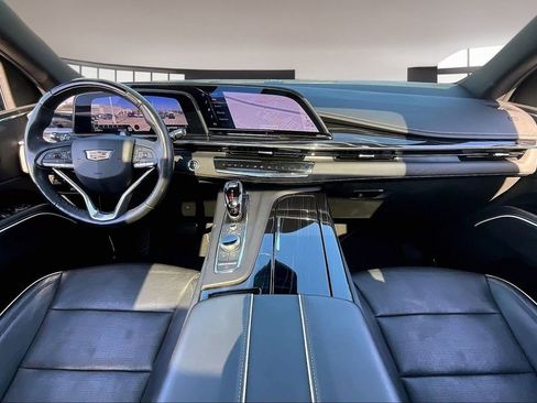 Used 2024 Cadillac Escalade Sport w/ Touring Package image 15