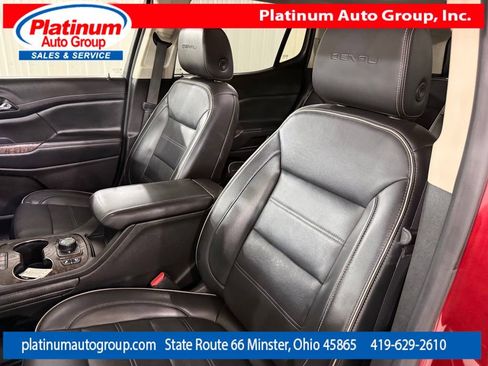 Used 2021 GMC Acadia Denali w/ Denali Ultimate Package AWD/4WD image 11