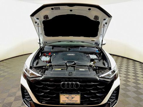 Used 2025 Audi Q8 Premium Plus w/ Premium Plus Package AWD/4WD image 31