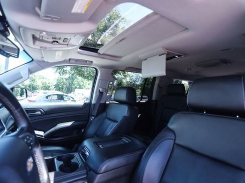 Used 2015 Chevrolet Suburban LT AWD/4WD image 33