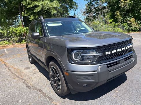 Used 2025 Ford Bronco Sport Outer Banks w/ Outer Banks Tech Package+ AWD/4WD image 5