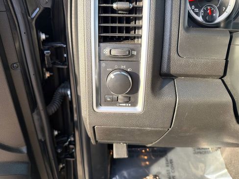 Used 2021 RAM 1500 Classic Warlock image 18