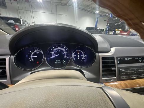 Used 2012 Lincoln MKZ FWD image 14