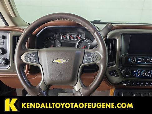 Used 2015 Chevrolet Silverado 2500 High Country image 12