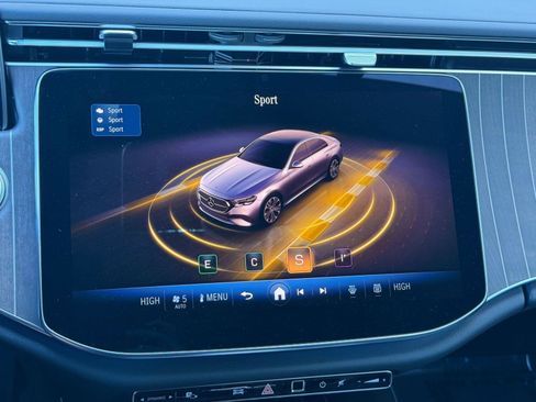 New 2026 Mercedes-Benz E 450 4MATIC Sedan image 28