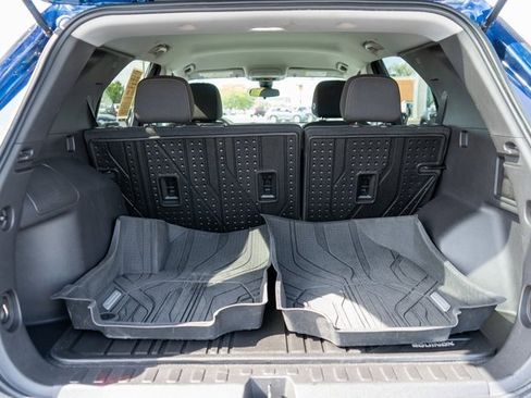 Used 2023 Chevrolet Equinox LT w/ LPO, Floor Liner Package image 10