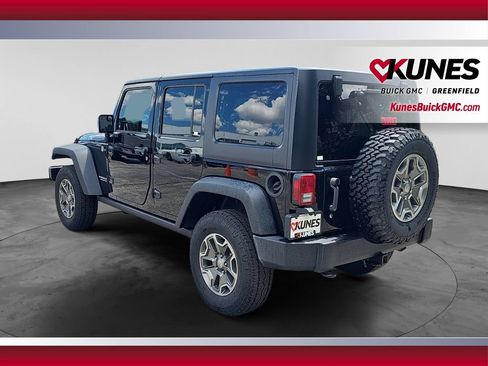 Used 2013 Jeep Wrangler Unlimited Rubicon w/ Connectivity Group AWD/4WD image 7