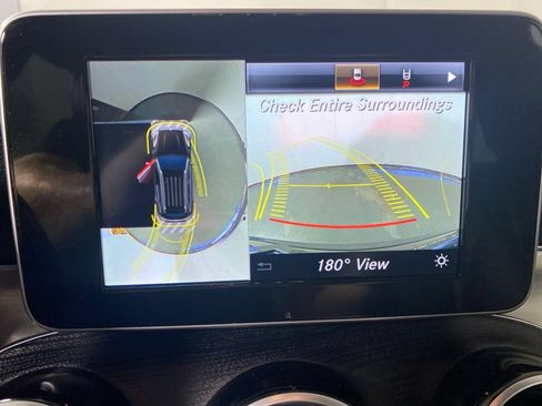 Used 2019 Mercedes-Benz GLC 300 4MATIC image 21