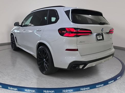 New 2026 BMW X5 sDrive40i w/ M Sport Package RWD image 6