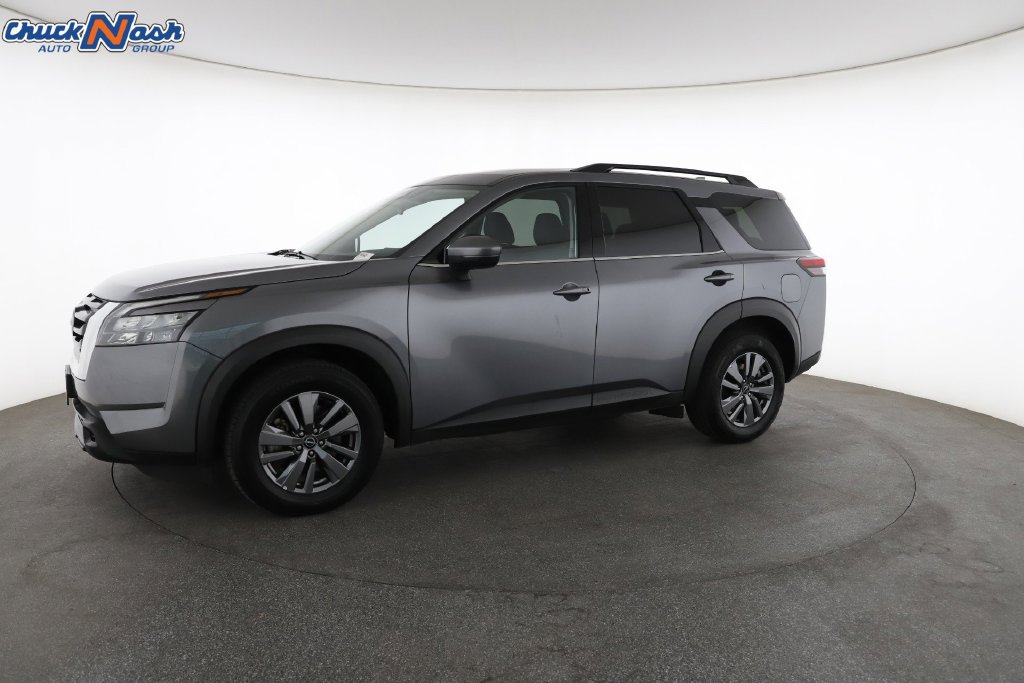 Used 2025 Nissan Pathfinder SV AWD/4WD image 6