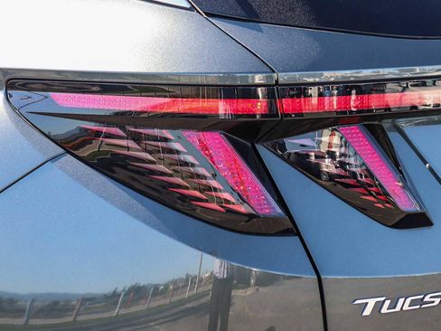 Used 2023 Hyundai Tucson Limited image 9