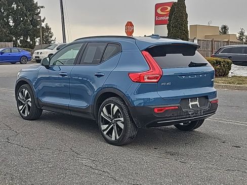 Used 2023 Volvo XC40 B5 Ultimate w/ Protection Package Premier image 14