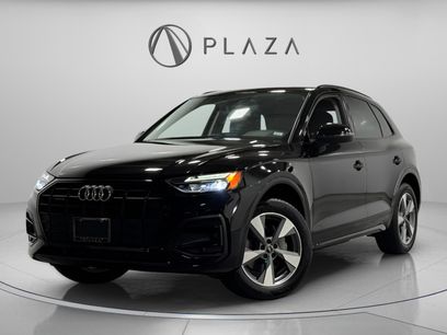 Certified 2025 Audi Q5 2.0T Premium w/ Convenience Plus Package