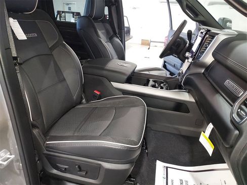 New 2026 RAM 2500 Laramie w/ Night Edition image 31