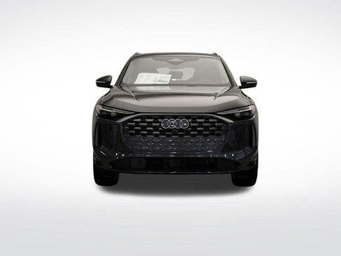 Used 2025 Audi Q5 Premium Plus w/ Premium Plus AWD/4WD image 8