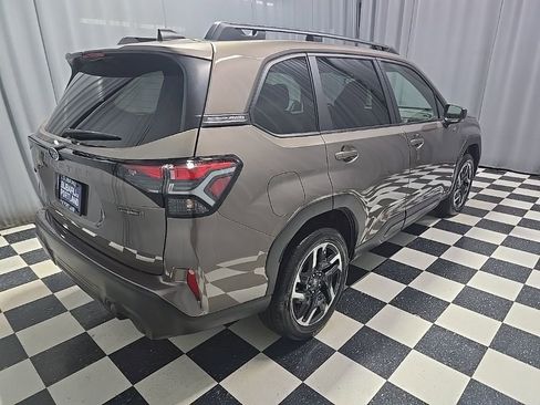 New 2025 Subaru Forester Premium image 9