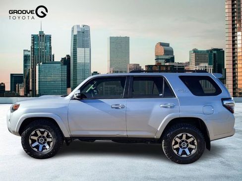 Used 2020 Toyota 4Runner TRD Off-Road Premium image 2