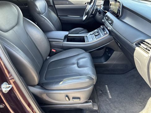 Used 2021 Hyundai Palisade SEL w/ Premium Package image 10