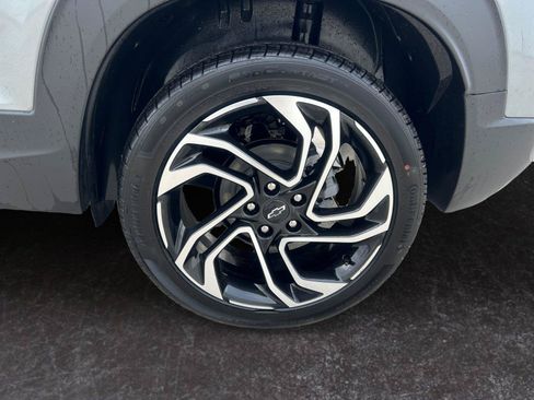 Used 2024 Chevrolet TrailBlazer RS w/ Driver Confidence Package AWD/4WD image 25