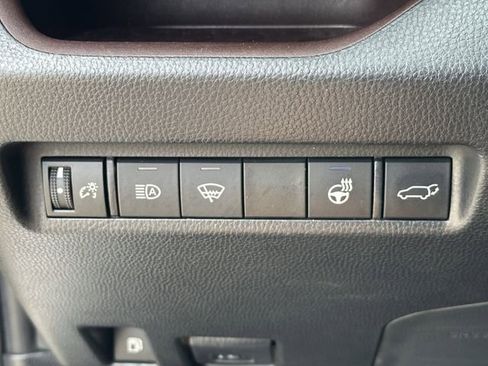 Used 2019 Toyota RAV4 Limited w/ Limited Grade Weather Package AWD/4WD image 23
