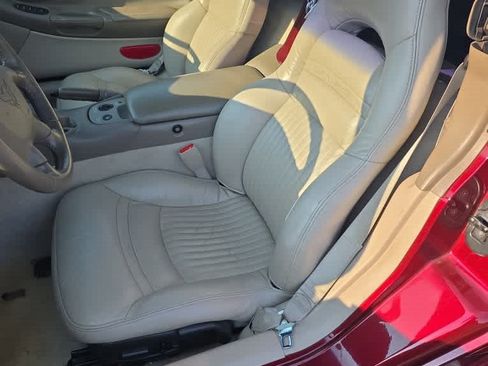 Used 2003 Chevrolet Corvette Convertible w/ Preferred Equipment Group1 RWD image 6