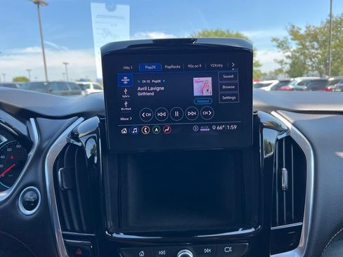 Used 2020 Chevrolet Traverse RS w/ LPO, Floor Liner Package AWD/4WD image 45