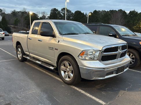 Used 2016 RAM 1500 Classic SLT image 5