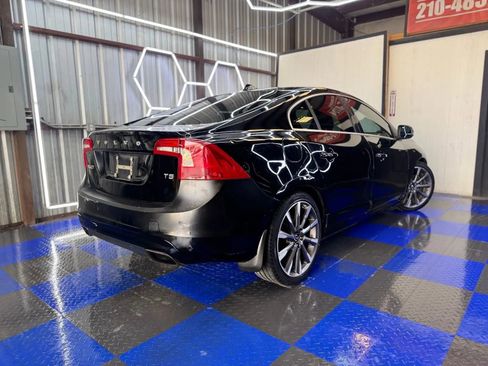 Used 2015 Volvo S60 T5 Premier image 17