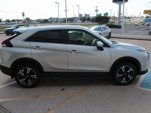 New 2026 Mitsubishi Eclipse Cross SE image 6
