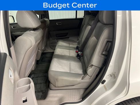 Used 2015 Honda Pilot LX image 13