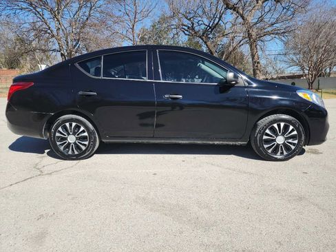 Used 2014 Nissan Versa S image 8