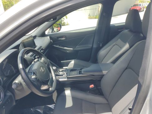 Certified 2023 Lexus IS 300 w/ Comfort Package image 14