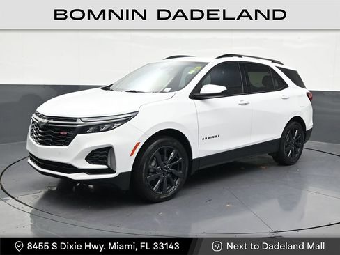 Used 2023 Chevrolet Equinox RS FWD image 1