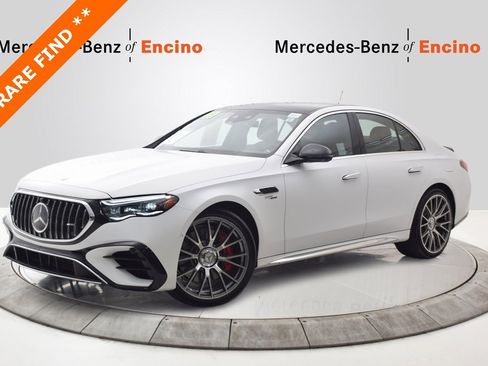 Used 2025 Mercedes-Benz E 53 AMG e 4MATIC Sedan image 1