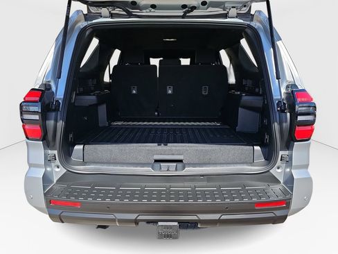 Certified 2025 Toyota 4Runner 4WD image 22