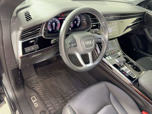 Used 2024 Audi Q8 Premium Plus w/ Premium Plus Package image 4