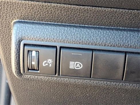 Used 2023 Toyota Corolla LE image 19