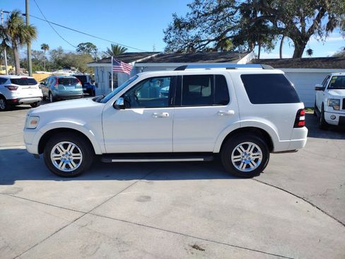 Used 2010 Ford Explorer Limited image 4