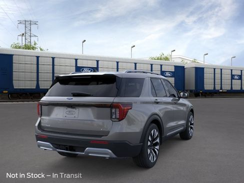 New 2026 Ford Explorer Platinum AWD/4WD image 8