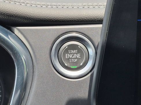 Used 2025 Chevrolet Blazer LT FWD image 35