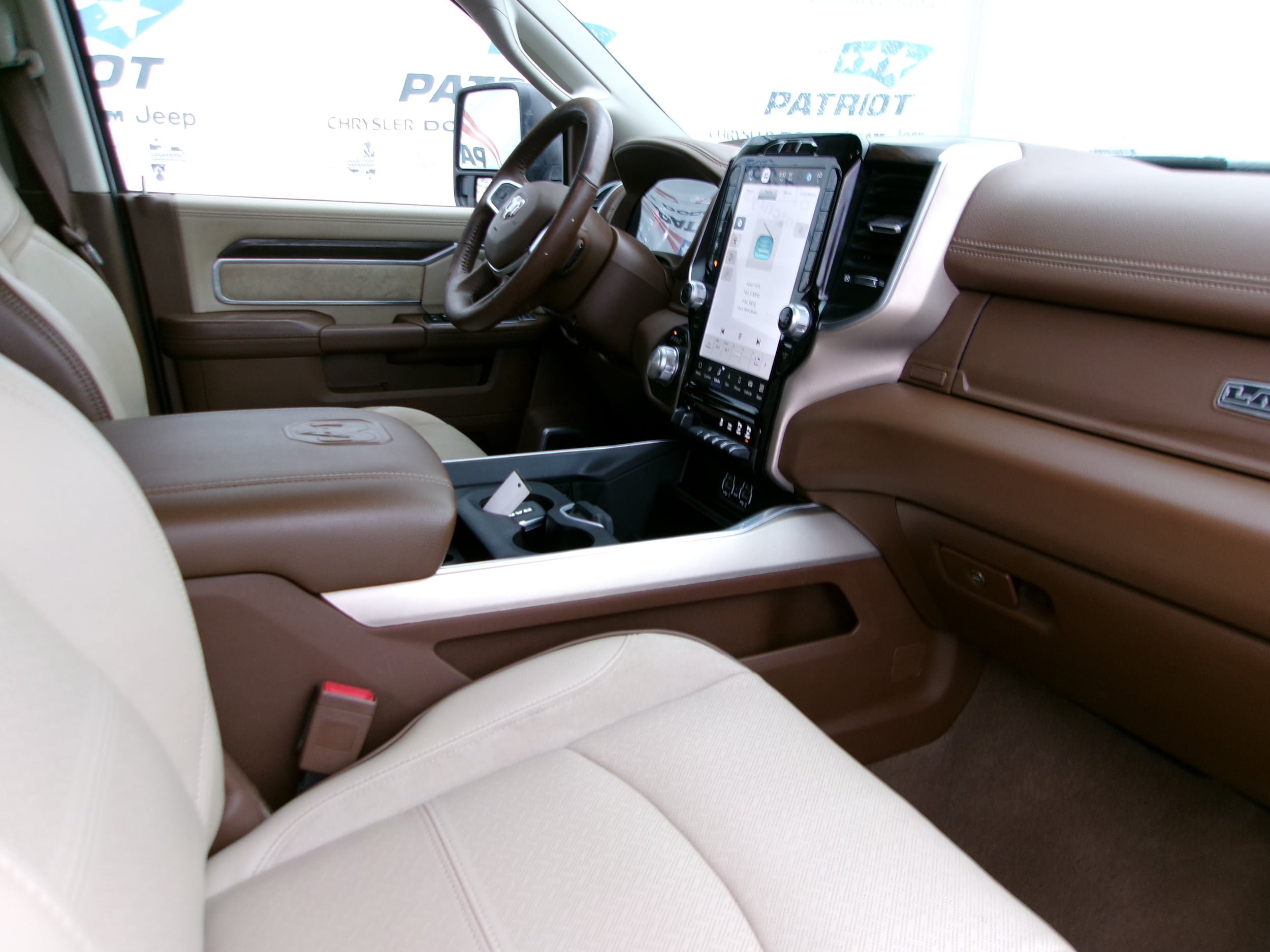 Used 2023 RAM 2500 Laramie AWD/4WD image 6