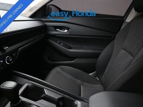 Certified 2025 Honda Accord SE image 13